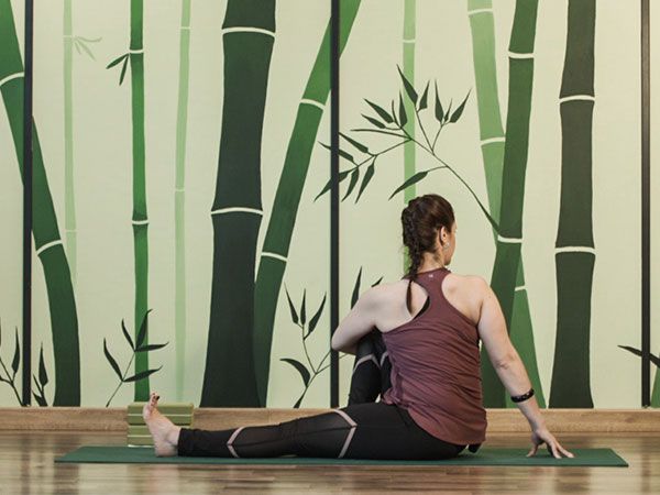 secuencia-vinyasa-torsiones