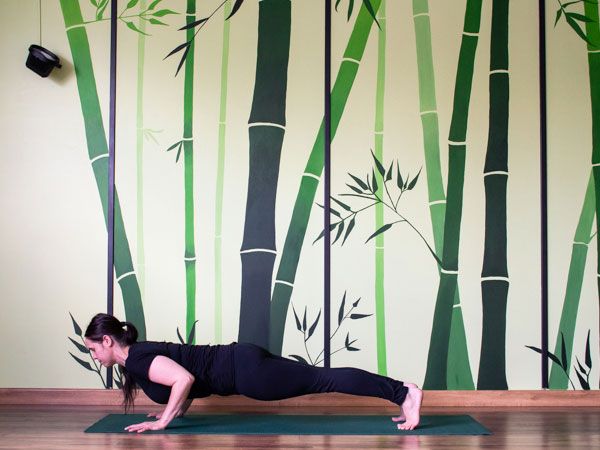ashtanga-surya-namaskar
